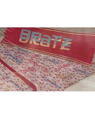 Juego de sábana 90 cm "Bratz" ( Alto bajera 24 cm)