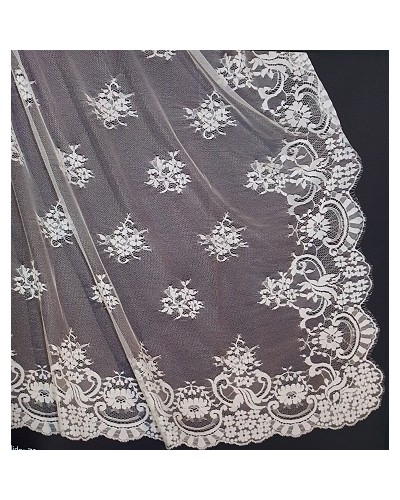 Mantilla motivo floral ramilletes  100x220